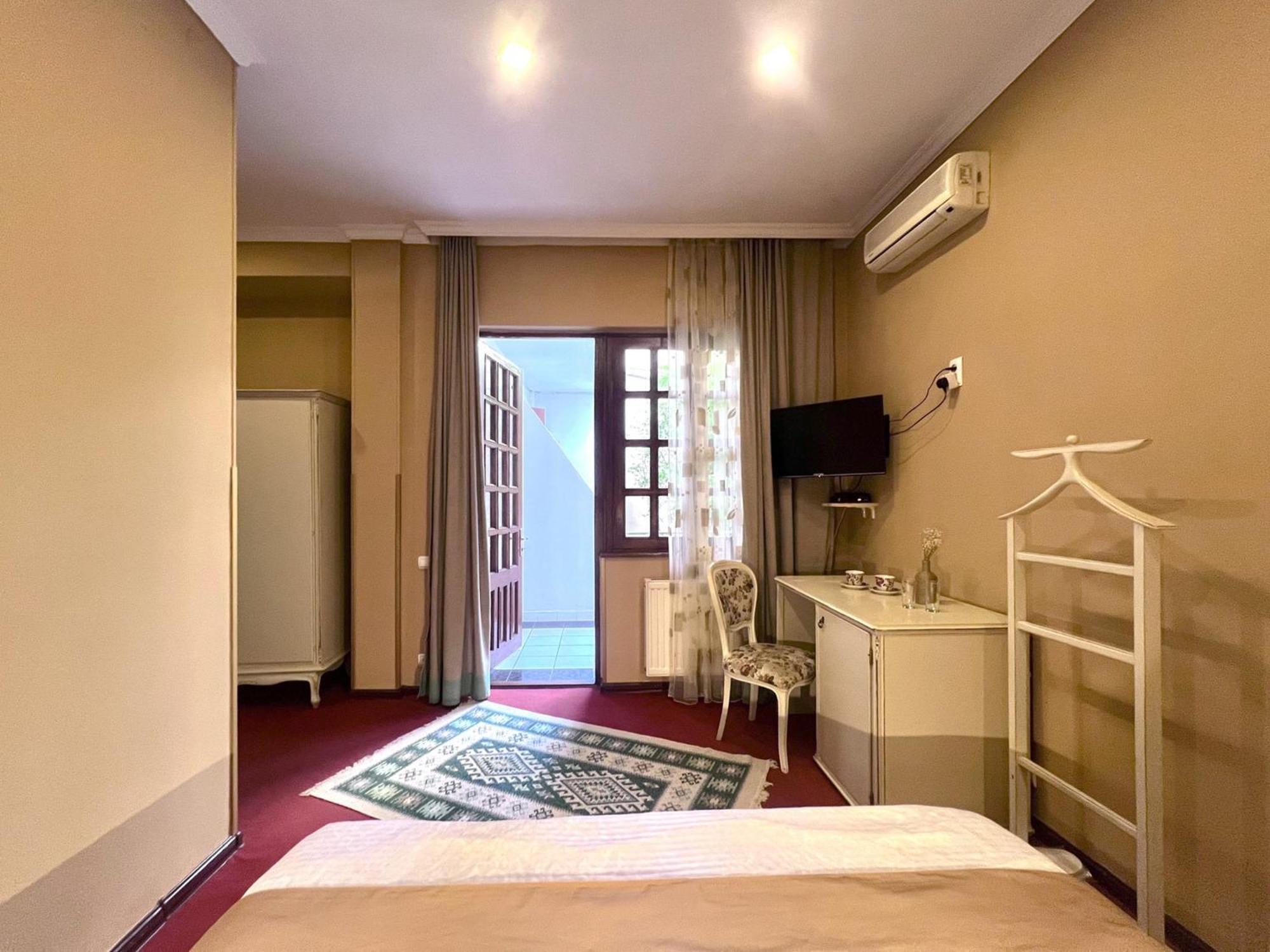 Madera Hotel Τυφλίδα Εξωτερικό φωτογραφία